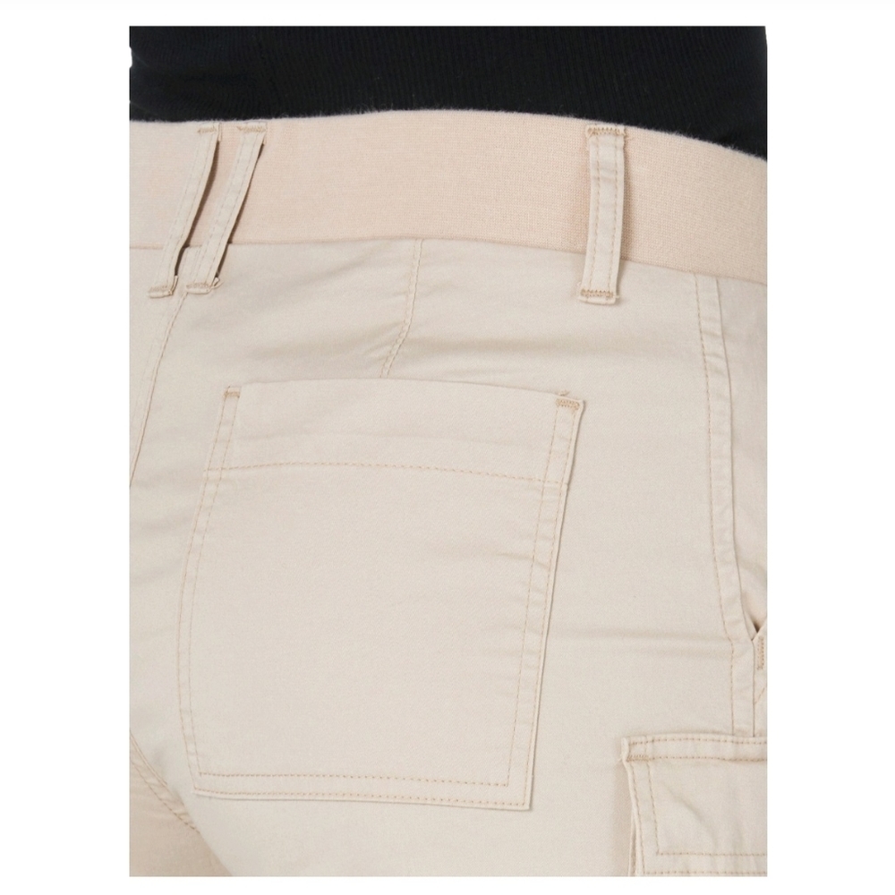 Lee NWT Plus Size Midrise Regular Fit Comfort Waistband 5" Cargo Short 567 - Picture 9 of 11